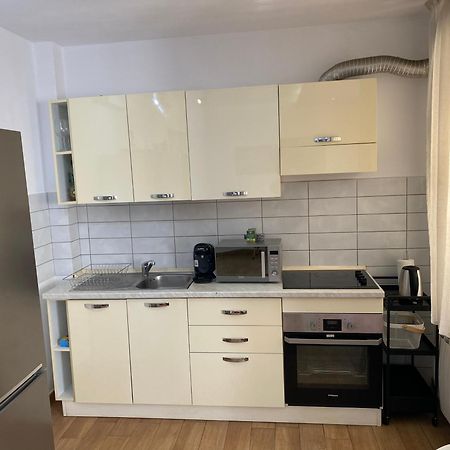 Royal Suite Unirii-2 Bdr Apartment Bucureşti Ngoại thất bức ảnh