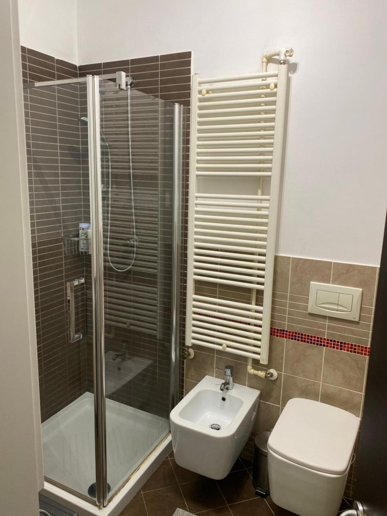 Royal Suite Unirii-2 Bdr Apartment Bucureşti Ngoại thất bức ảnh
