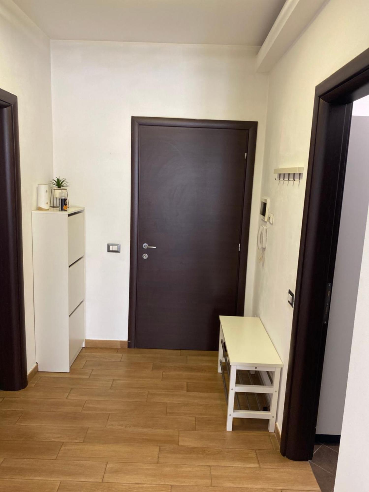 Royal Suite Unirii-2 Bdr Apartment Bucureşti Ngoại thất bức ảnh