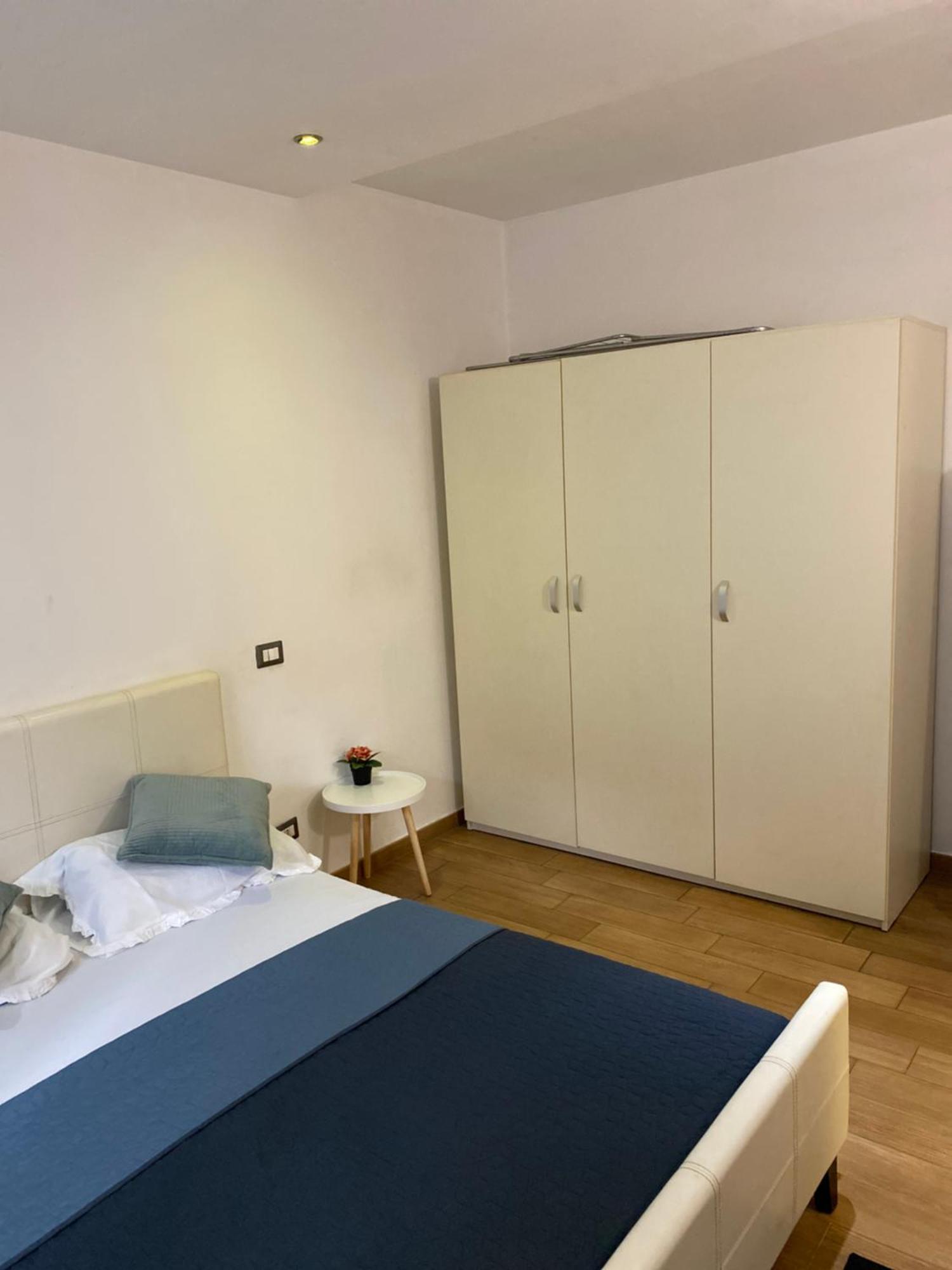 Royal Suite Unirii-2 Bdr Apartment Bucureşti Ngoại thất bức ảnh